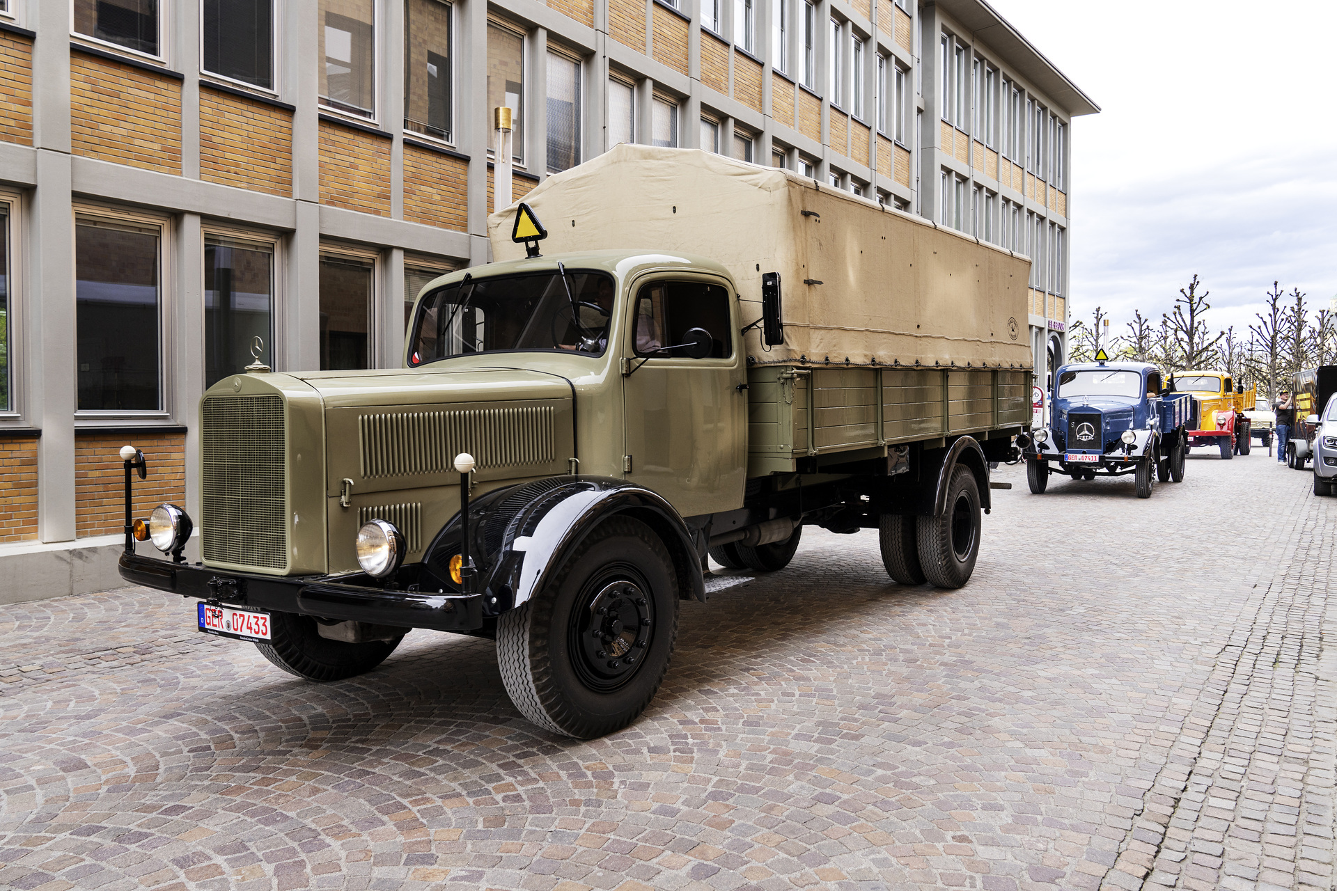 Back at Retro Classics: Mercedes-Benz Trucks Classic with exhibits from the beginnings of the truck