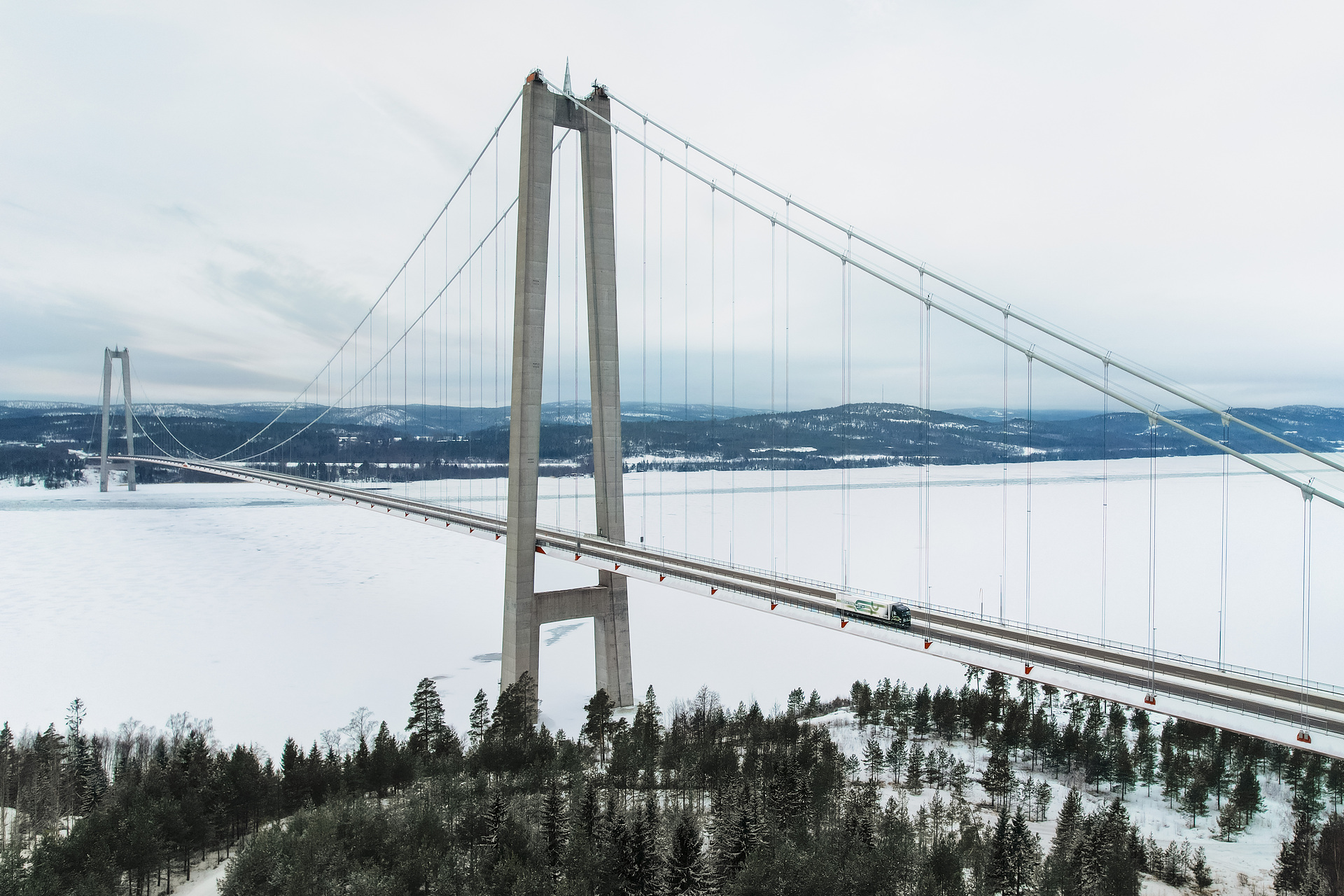 eActros 600 European tour in snow and ice: Electric trucks also drive efficiently in winter