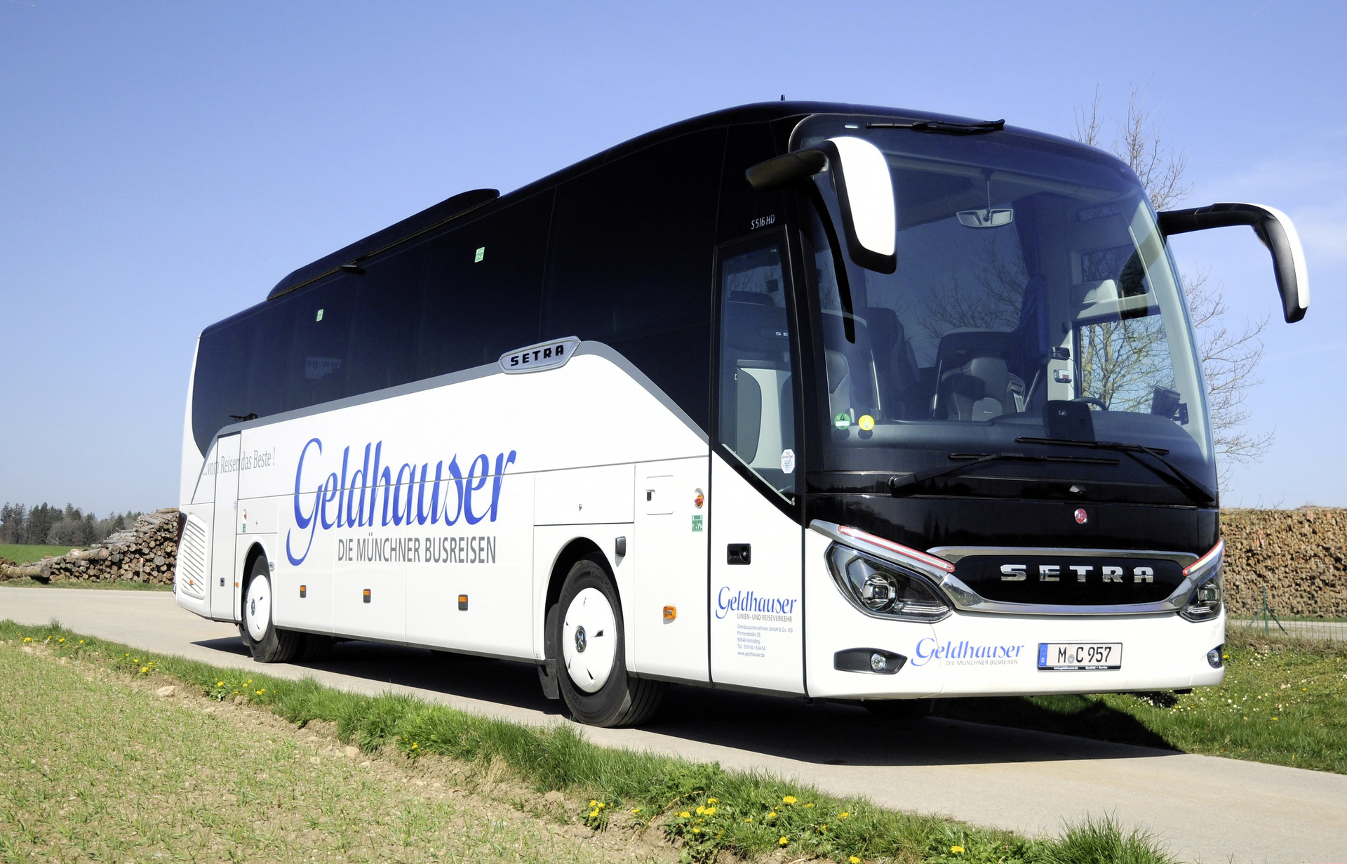 The S 516 HD/2 are used in the Premium Plus travel programme of the Upper Bavarian company. Less is more