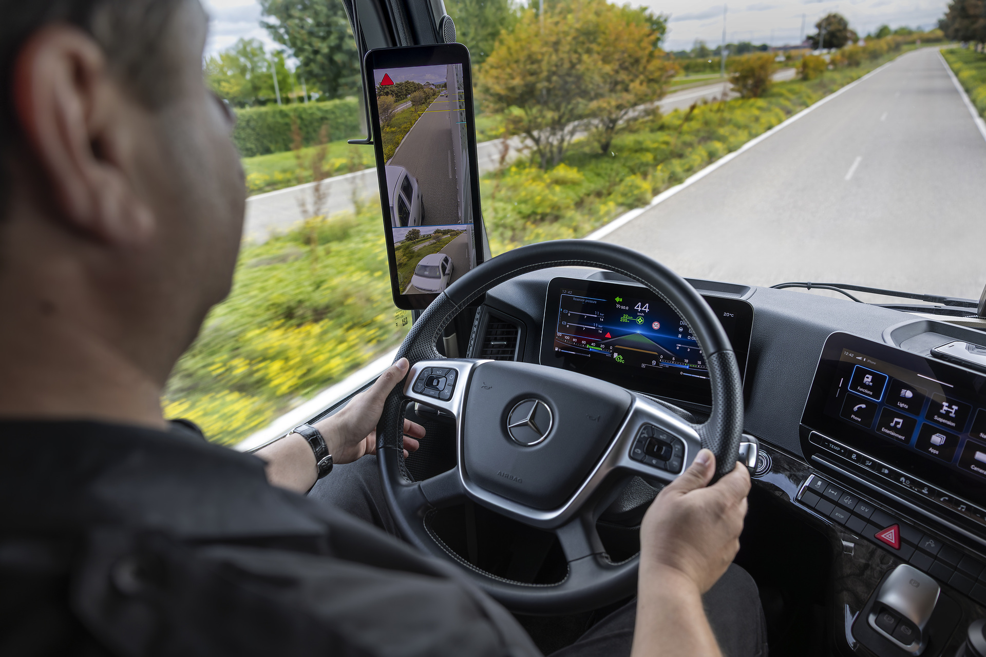 The Actros L on the roads around Molsheim, facility of Mercedes-Benz Trucks in France Mercedes-Benz Actros L