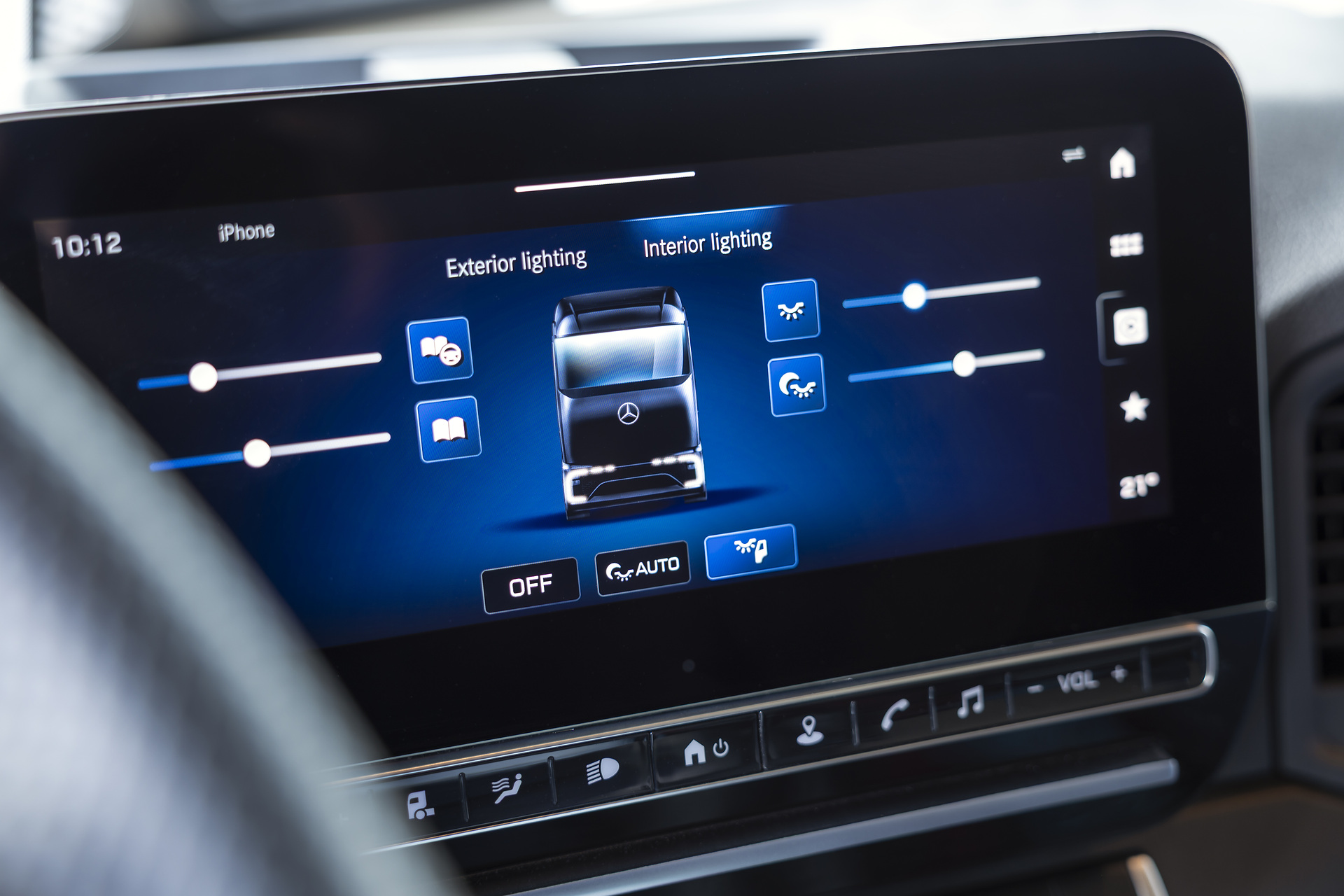 The new Mercedes-Benz eActros 400 of the second generation eActros models Mercedes-Benz eActros 400