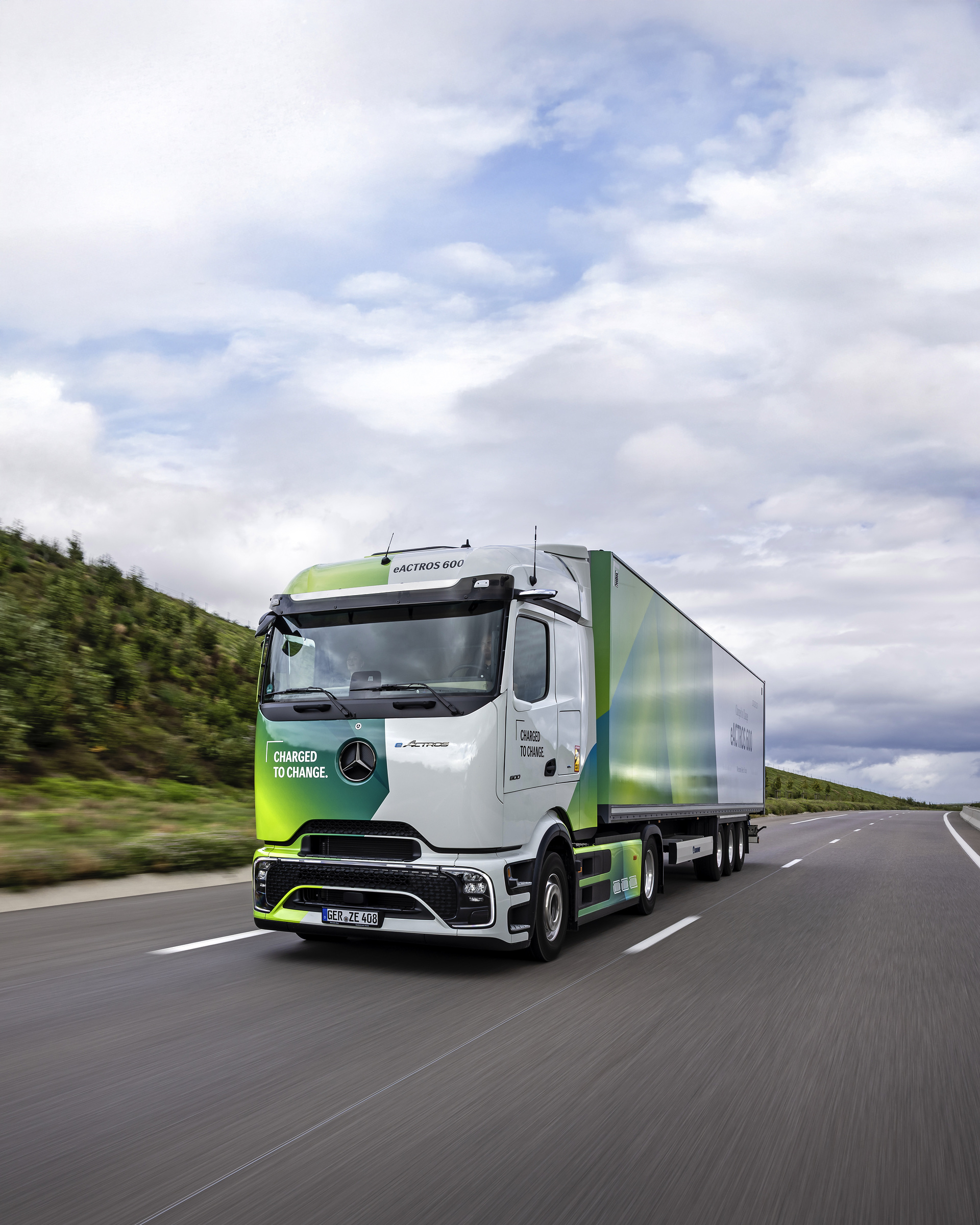 The Mercedes-Benz eActros 600 on the roads around Molsheim, facility of Mercedes-Benz Trucks in France Mercedes-Benz eActros 600