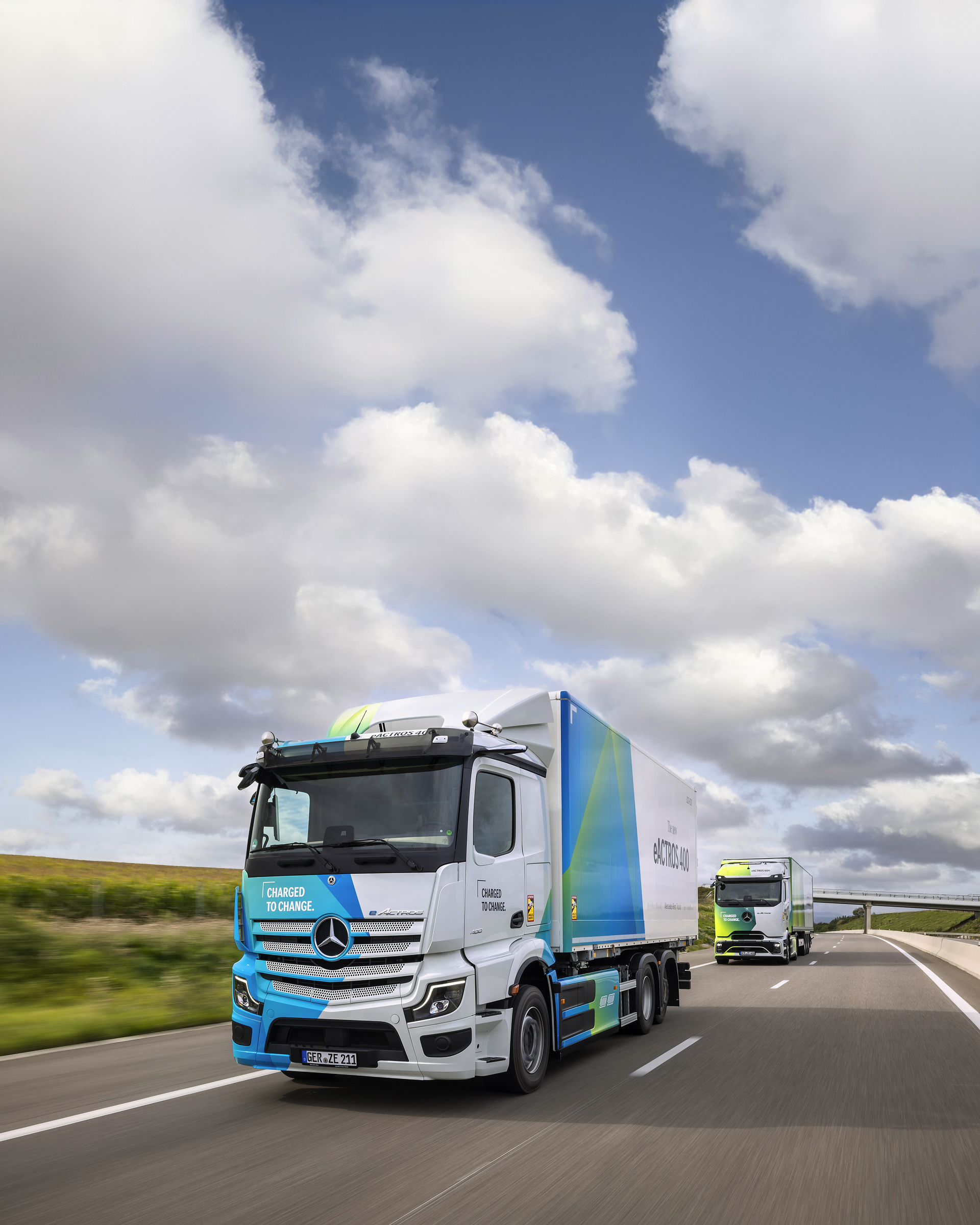 Mercedes-Benz Trucks Driving Experience for media around the manufacturers facility in Molsheim, France Group pictures: Mercedes-Benz eActros 400 / eActros 600 / Actros L